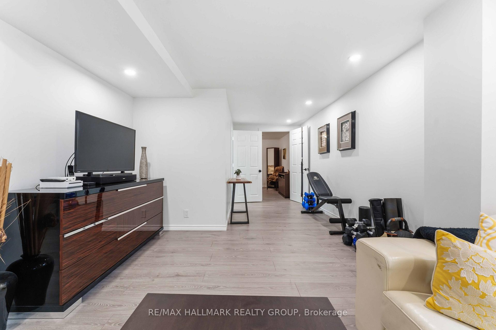 Photo 34 of 1593 Bottriell Way, Ottawa, Fallingbrook/Pineridge — HOMEH