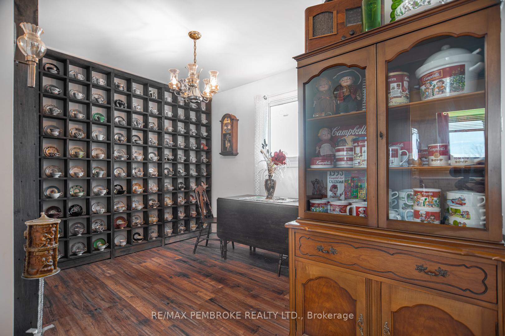 Photo 6 of 136 Ellis Avenue, Pembroke, Pembroke — HOMEH