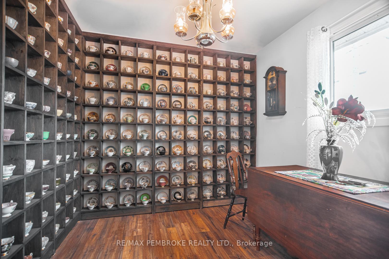 Photo 7 of 136 Ellis Avenue, Pembroke, Pembroke — HOMEH