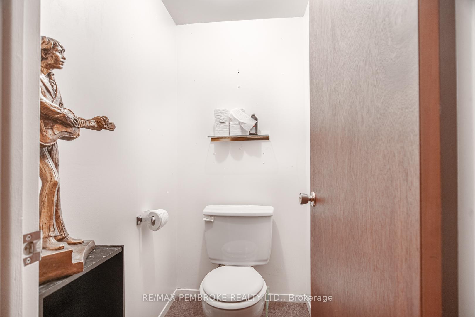 Photo 24 of 136 Ellis Avenue, Pembroke, Pembroke — HOMEH