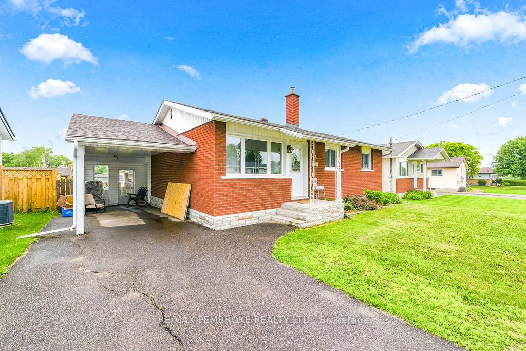 Photo 31 of 136 Ellis Avenue, Pembroke, Pembroke — HOMEH