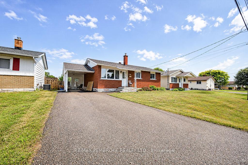 Photo 38 of 136 Ellis Avenue, Pembroke, Pembroke — HOMEH