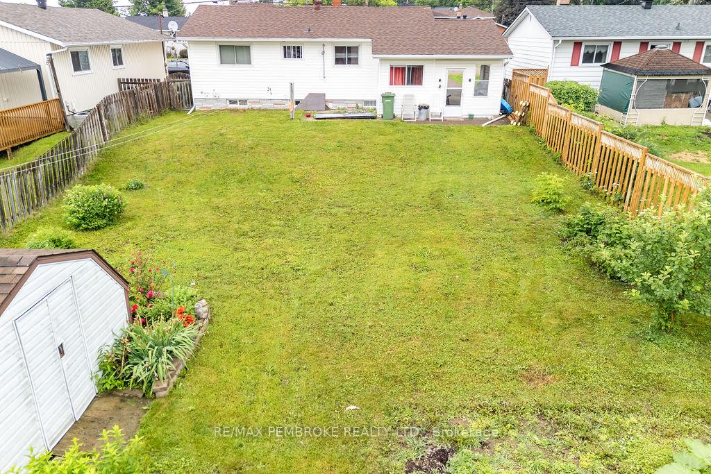 Photo 50 of 136 Ellis Avenue, Pembroke, Pembroke — HOMEH