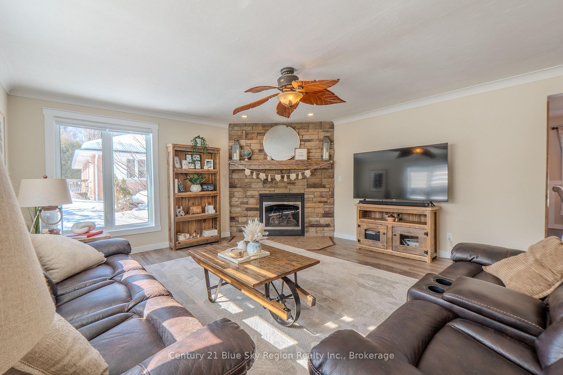 Photo 5 of 278 Tower Drive, North Bay, Airport — HOMEH
