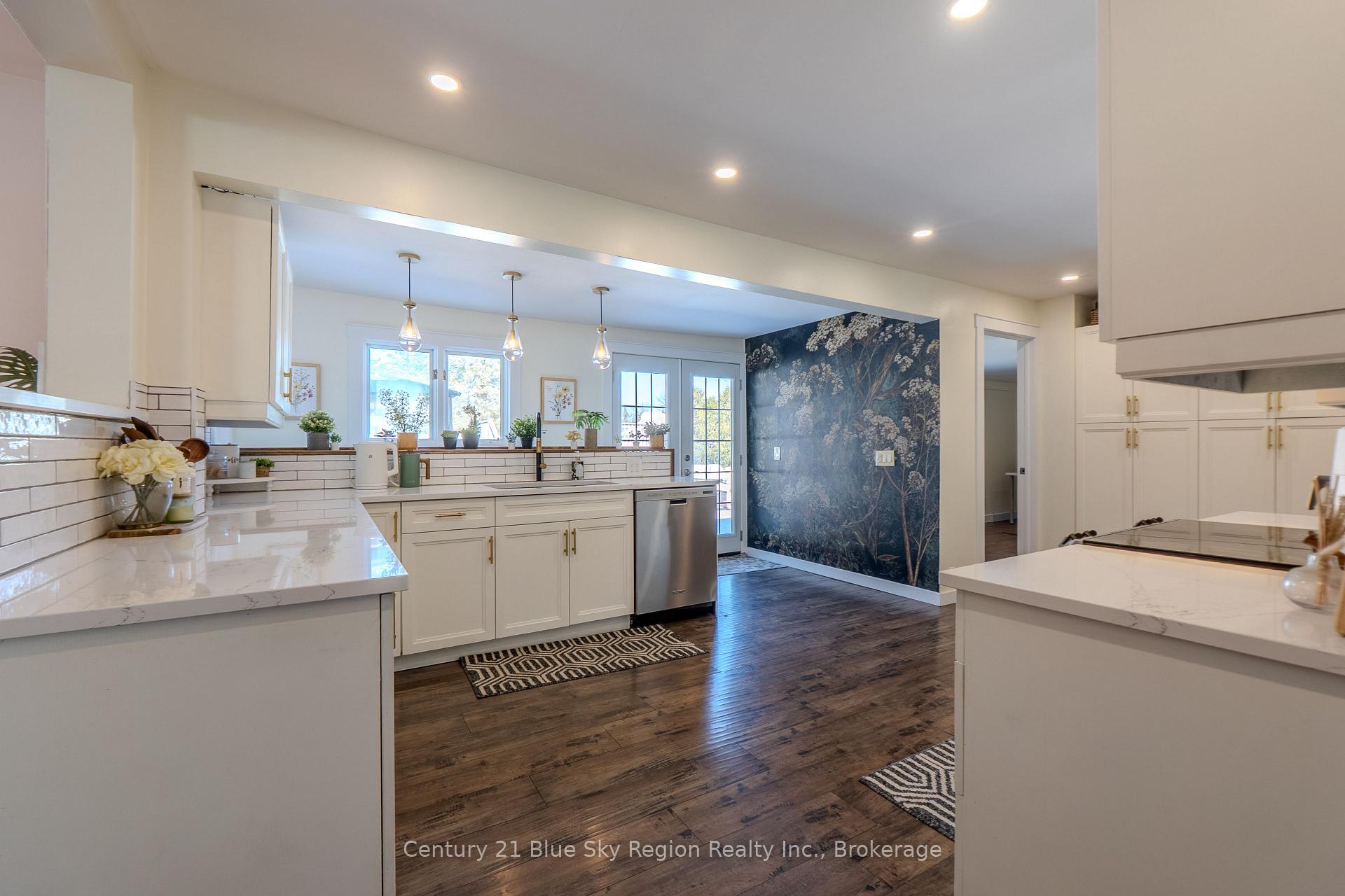 Photo 10 of 278 Tower Drive, North Bay, Airport — HOMEH