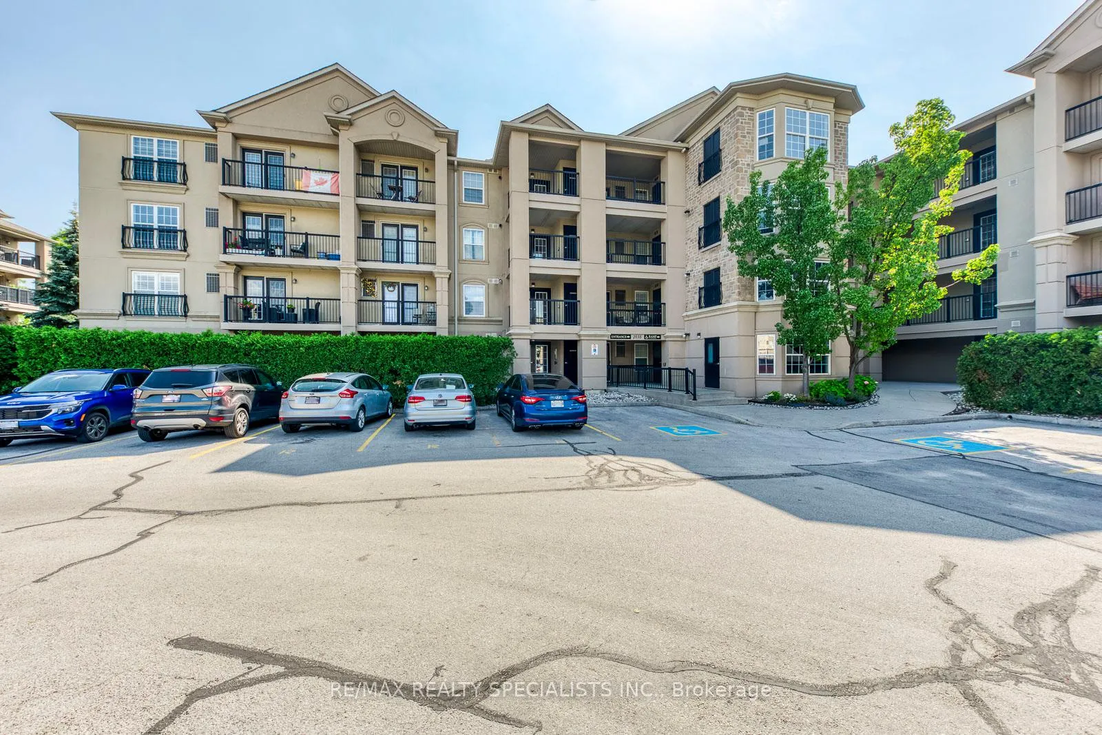 Photo 3 of Unit 308, 2035 Appleby Line, Burlington, Uptown — HOMEH