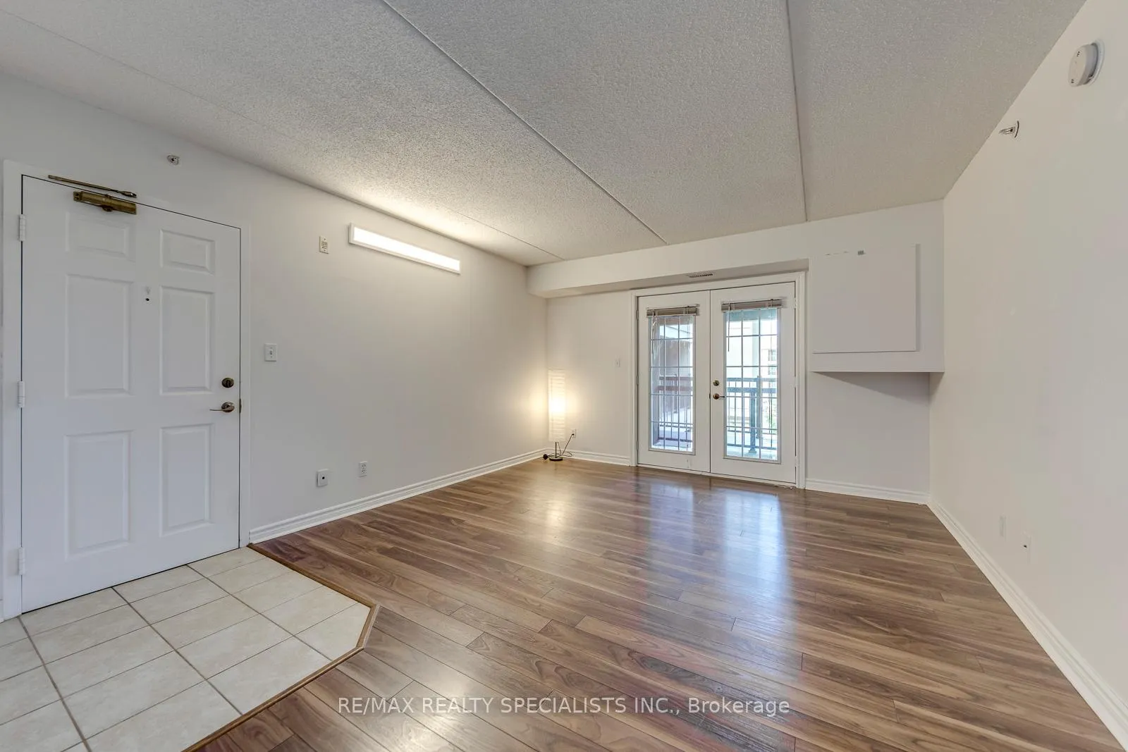 Photo 7 of Unit 308, 2035 Appleby Line, Burlington, Uptown — HOMEH