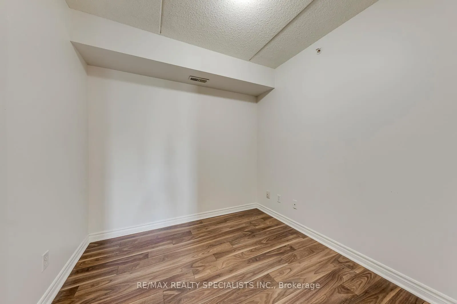 Photo 20 of Unit 308, 2035 Appleby Line, Burlington, Uptown — HOMEH