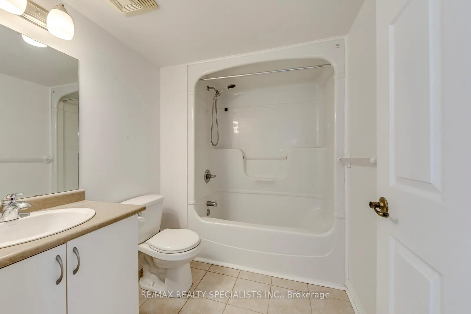 Photo 22 of Unit 308, 2035 Appleby Line, Burlington, Uptown — HOMEH