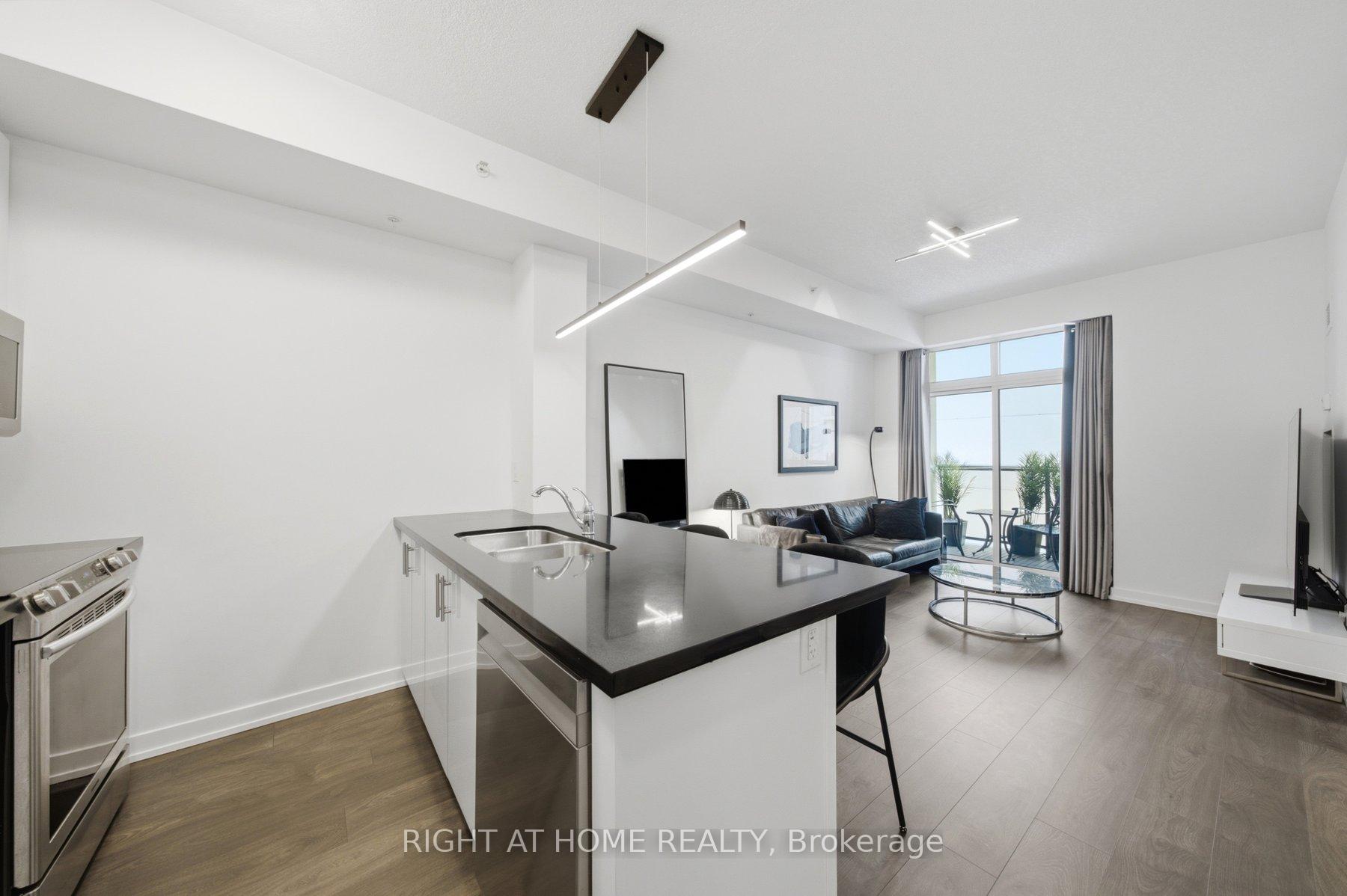 Photo 3 of Unit 603, 81 Robinson Street, Hamilton, Durand — HOMEH