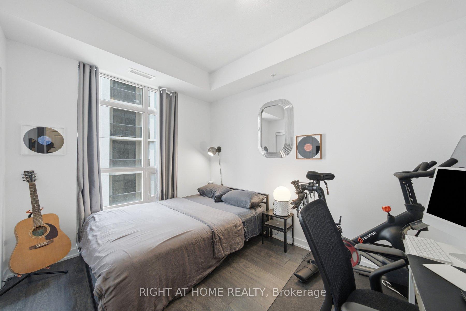 Photo 10 of Unit 603, 81 Robinson Street, Hamilton, Durand — HOMEH