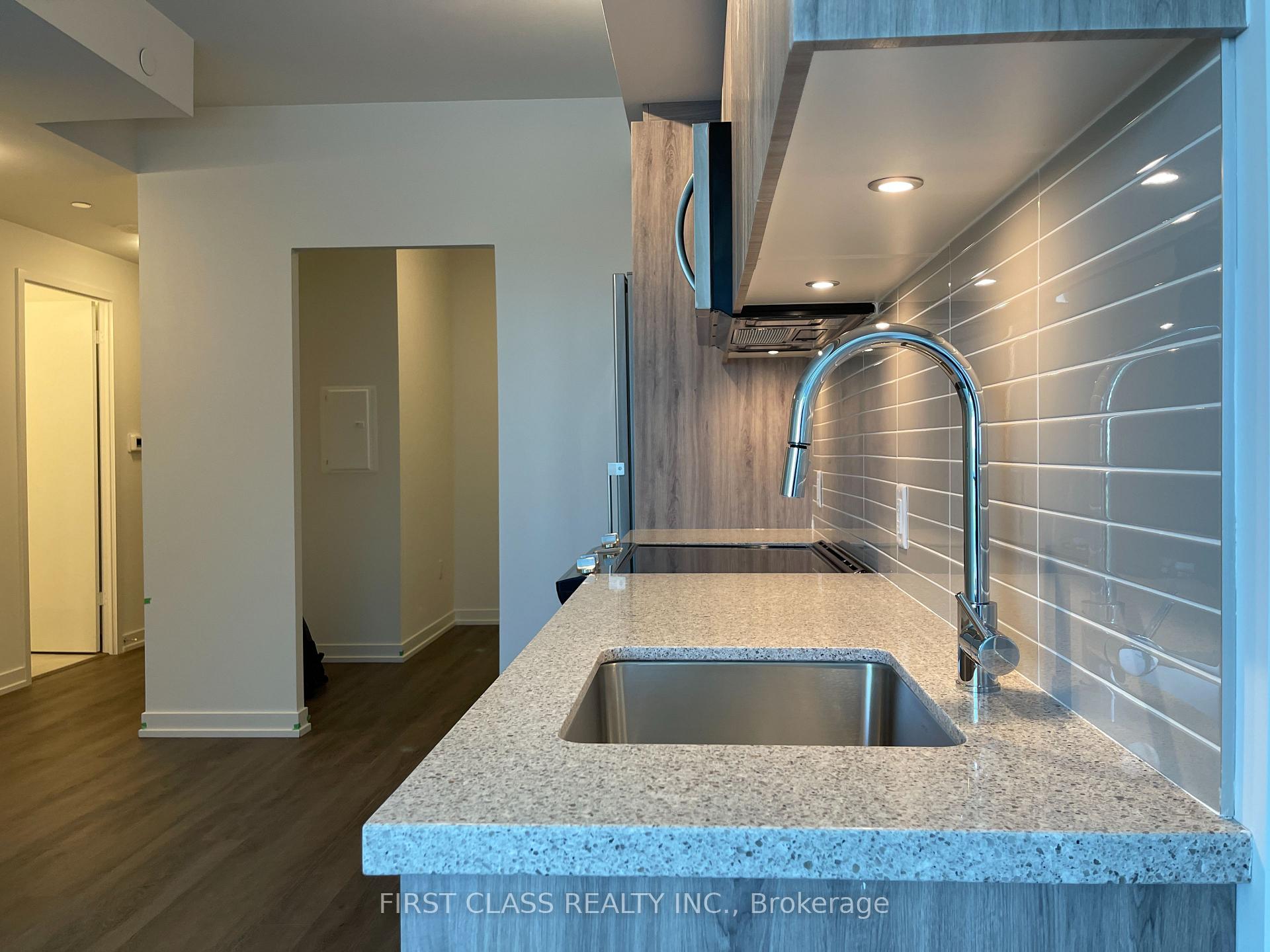 Photo 8 of Unit 503E, 8868 Yonge Street, Richmond Hill, South Richvale — HOMEH