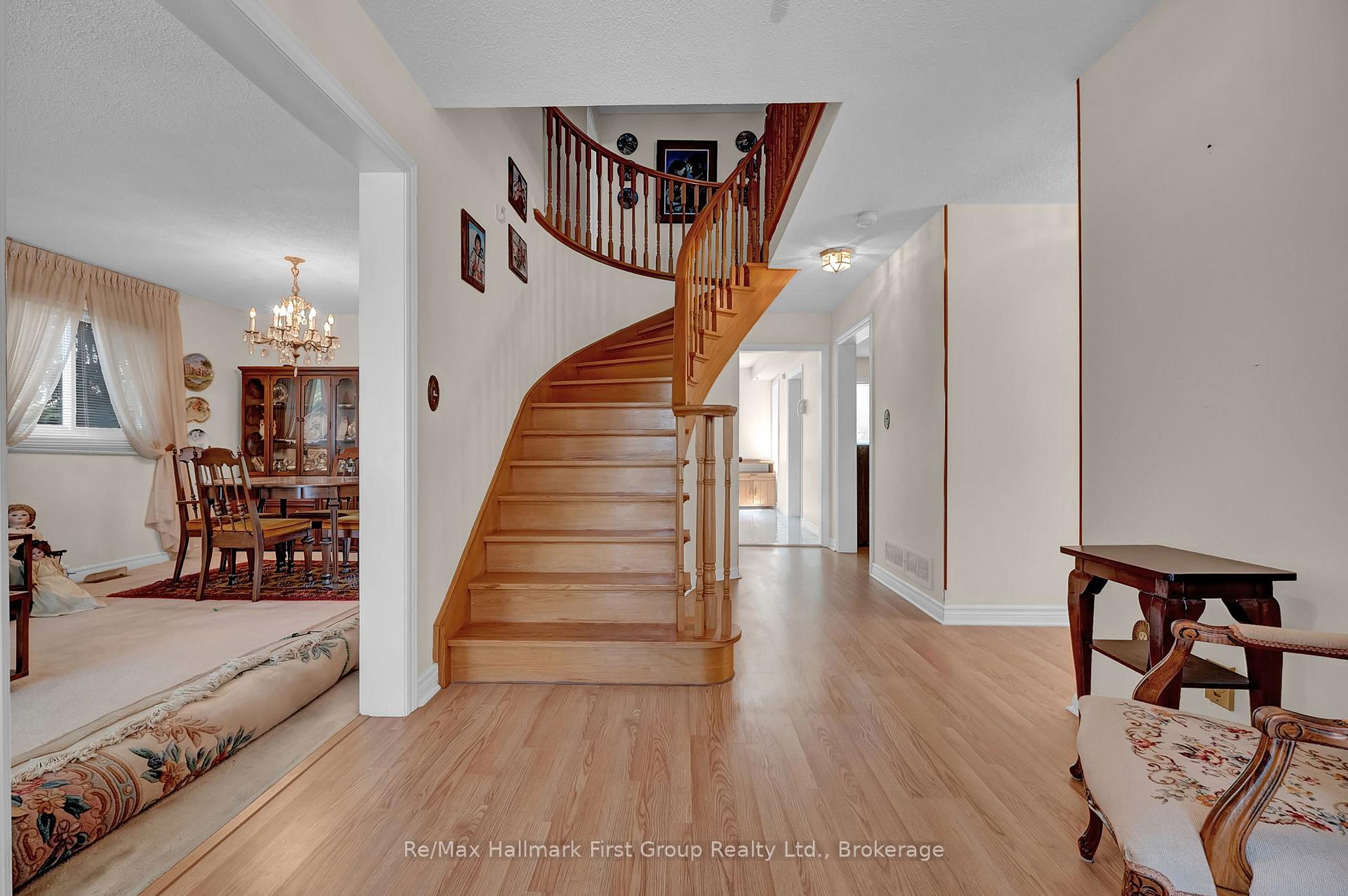 Photo 2 of 1911 Rosebank Road, Pickering, Amberlea — HOMEH