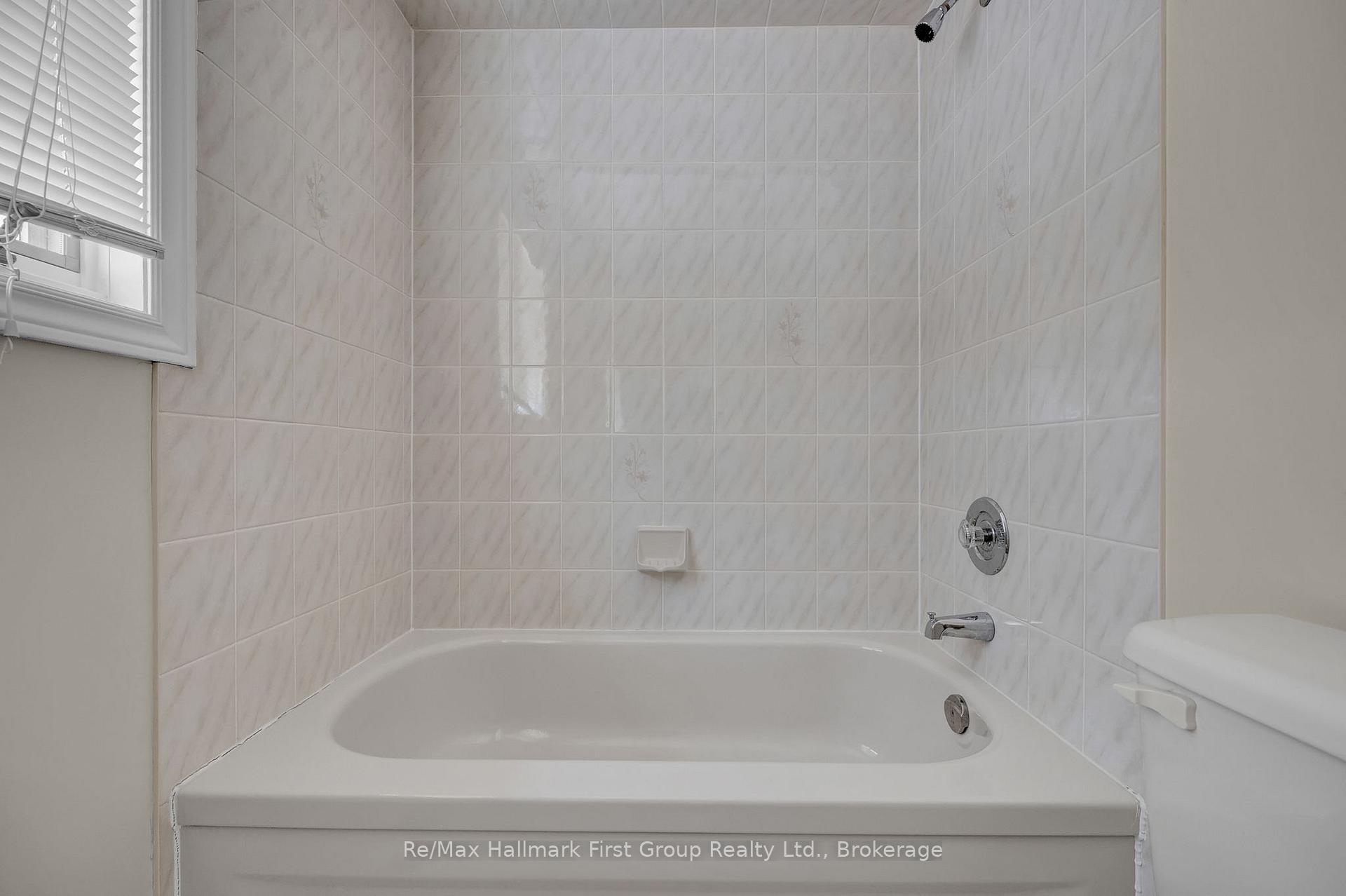 Photo 29 of 1911 Rosebank Road, Pickering, Amberlea — HOMEH