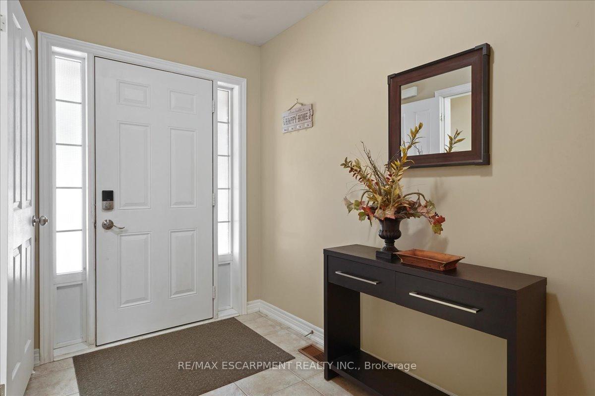 Photo 5 of Unit 3, 222 Fall Fair Way, Hamilton, Binbrook — HOMEH