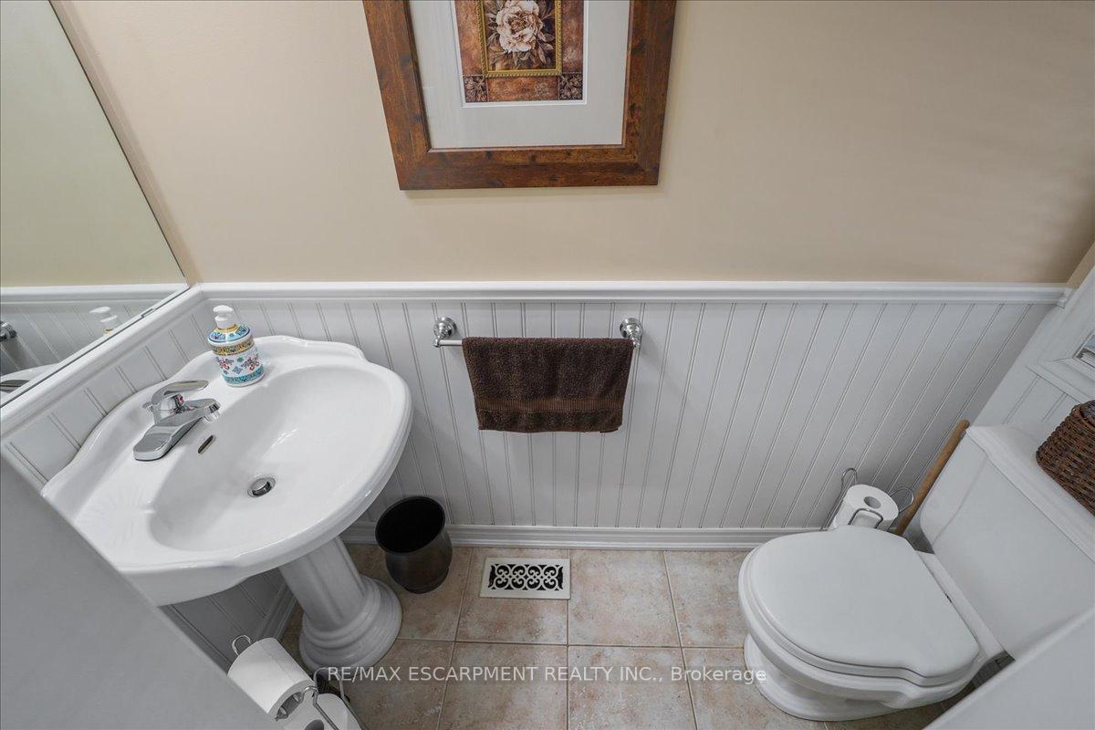 Photo 7 of Unit 3, 222 Fall Fair Way, Hamilton, Binbrook — HOMEH