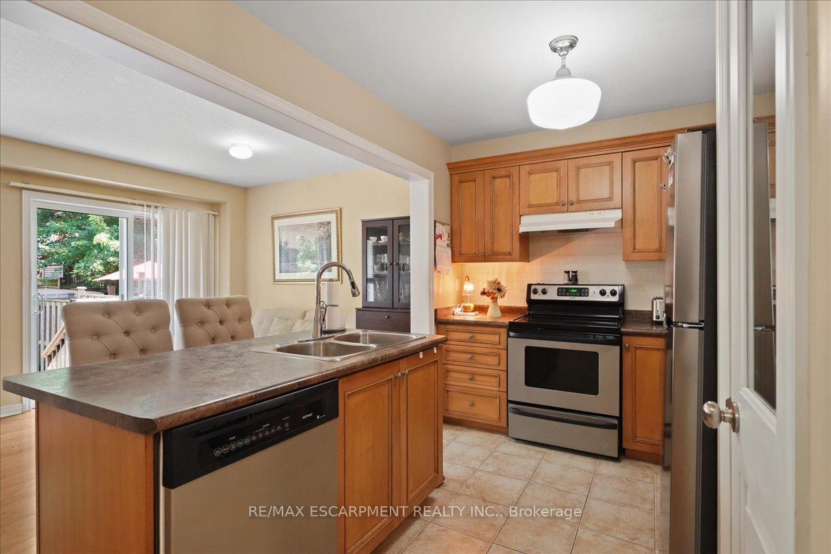 Photo 13 of Unit 3, 222 Fall Fair Way, Hamilton, Binbrook — HOMEH