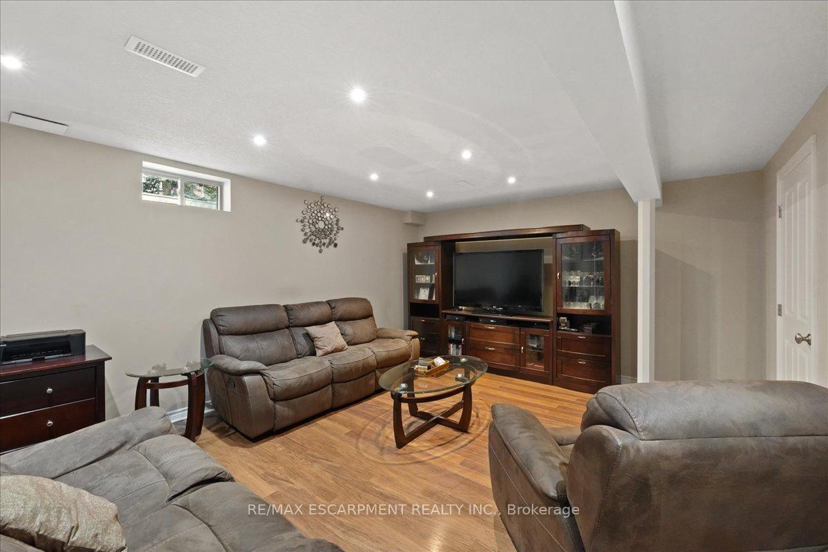 Photo 34 of Unit 3, 222 Fall Fair Way, Hamilton, Binbrook — HOMEH