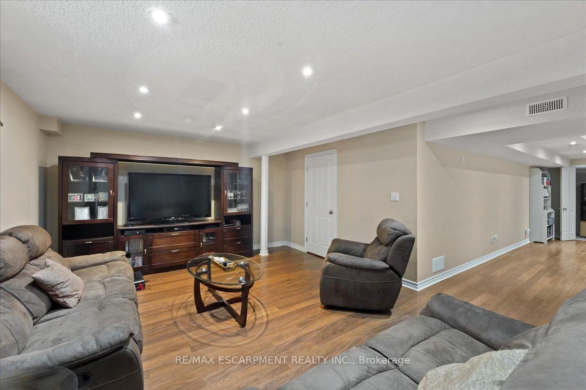 Photo 37 of Unit 3, 222 Fall Fair Way, Hamilton, Binbrook — HOMEH
