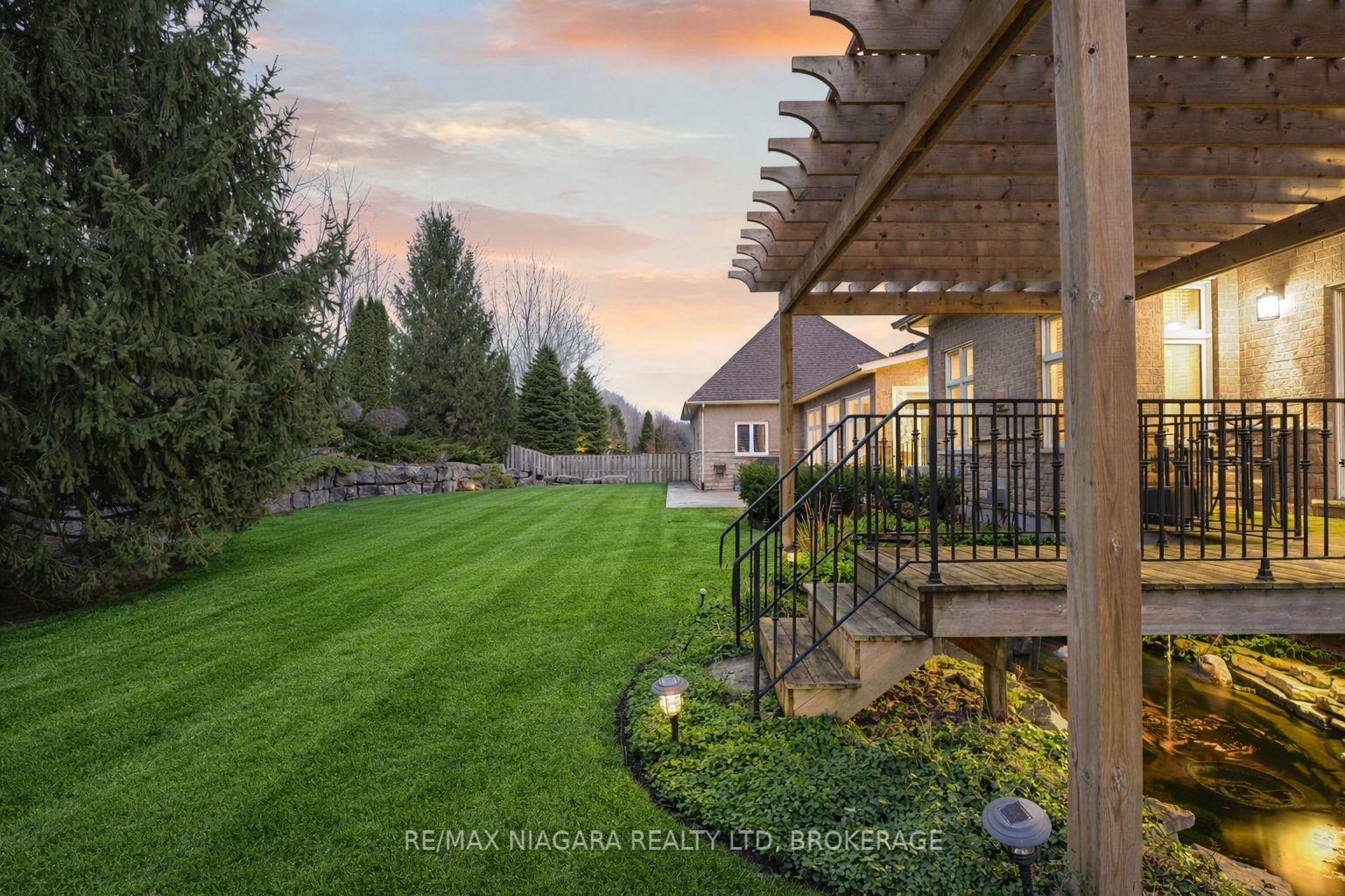 Photo 44 of 6775 Domenic Crescent, Niagara Falls, Stamford — HOMEH