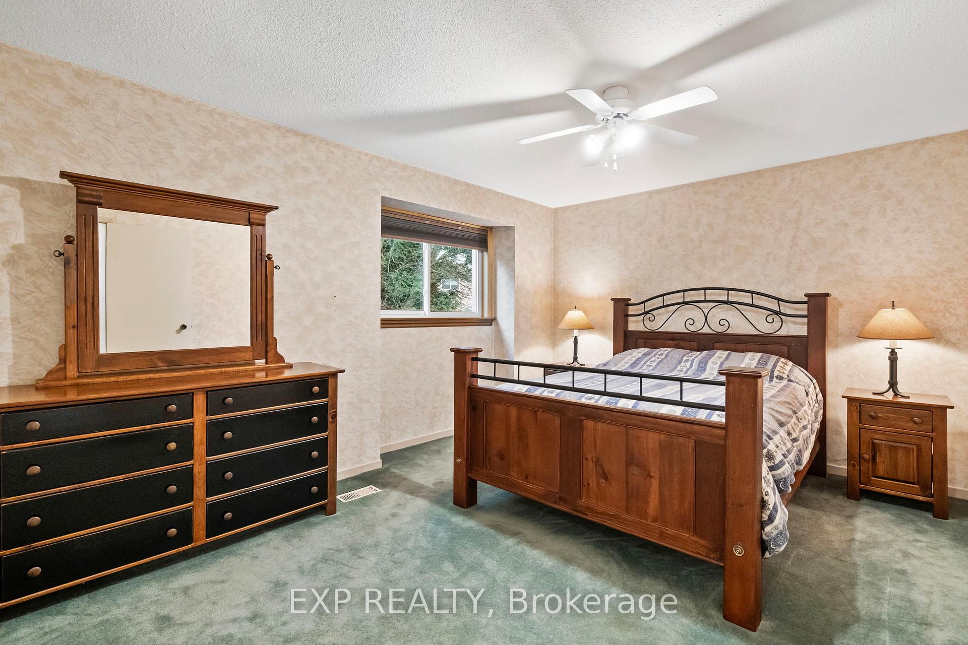 Photo 20 of 25 Lilac Avenue, Markham, Aileen-Willowbrook — HOMEH