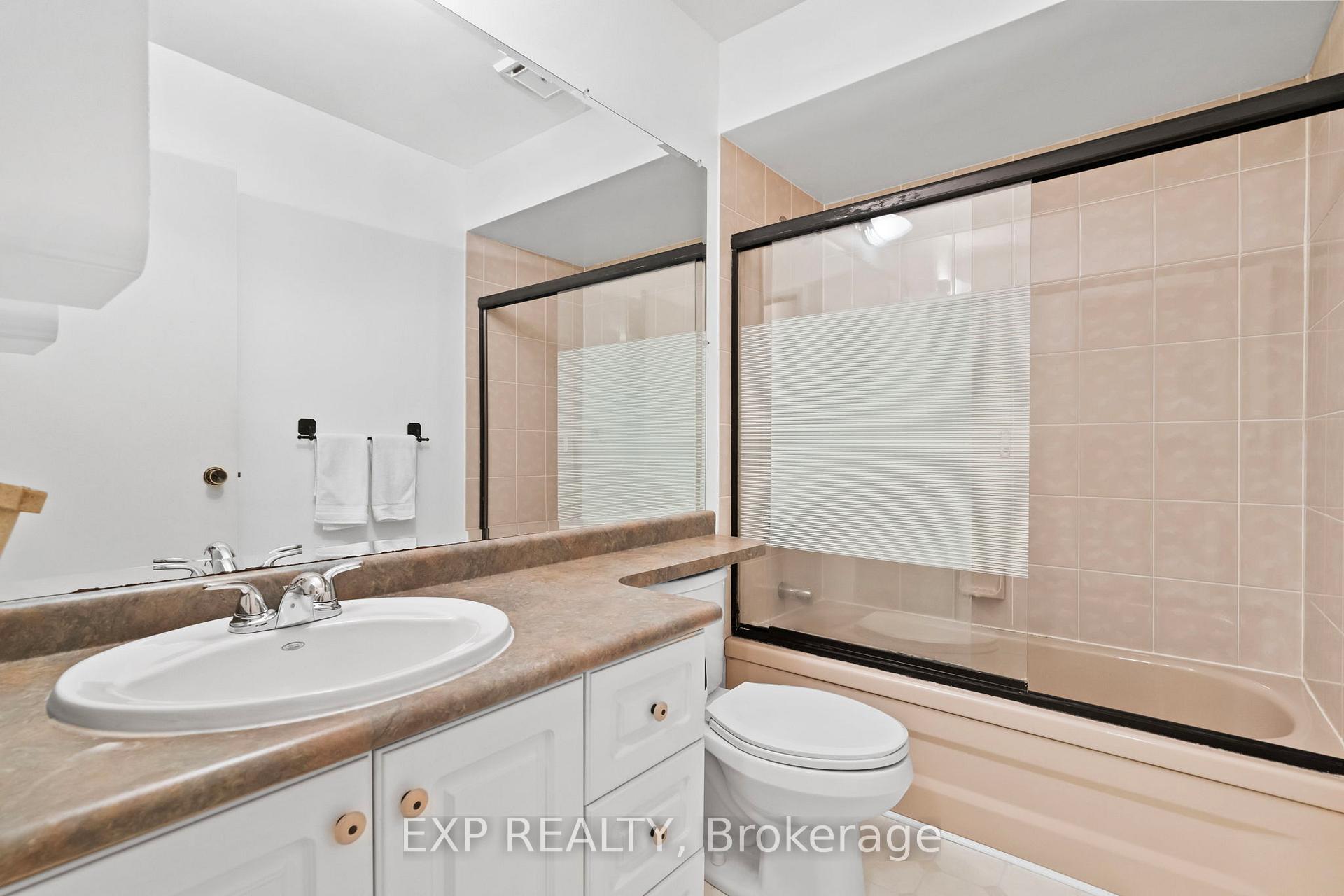 Photo 25 of 25 Lilac Avenue, Markham, Aileen-Willowbrook — HOMEH