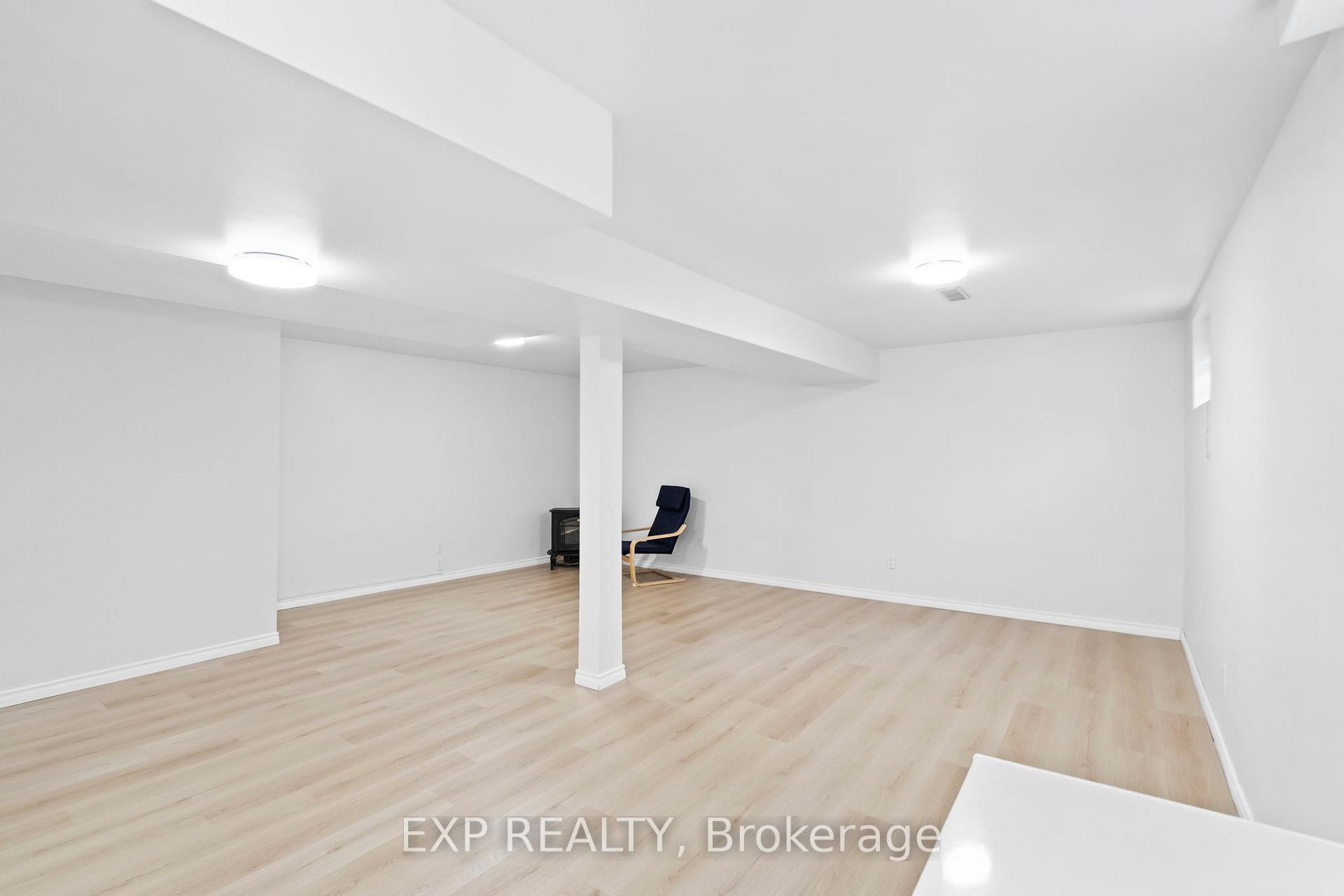Photo 34 of 25 Lilac Avenue, Markham, Aileen-Willowbrook — HOMEH