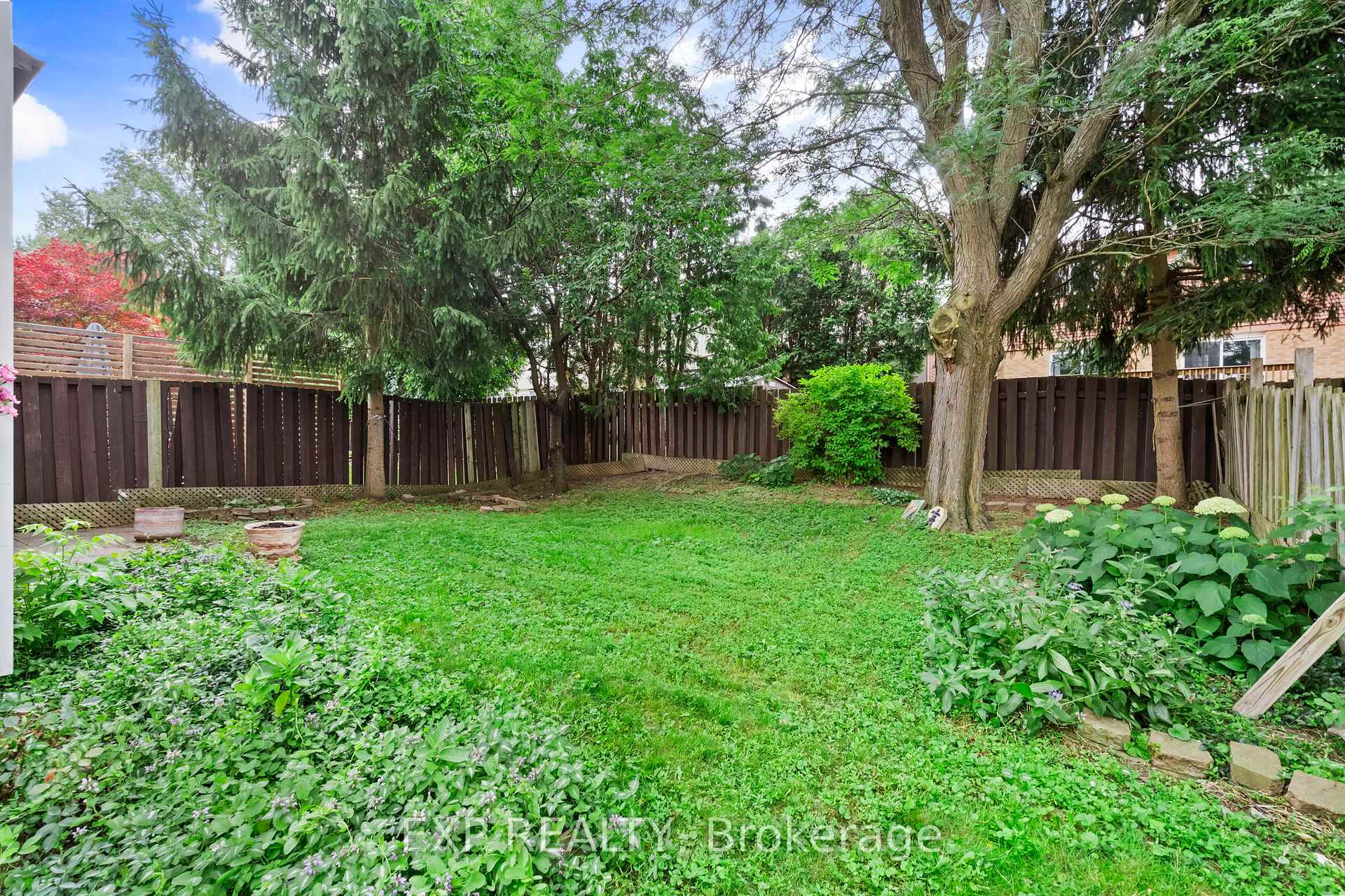 Photo 40 of 25 Lilac Avenue, Markham, Aileen-Willowbrook — HOMEH