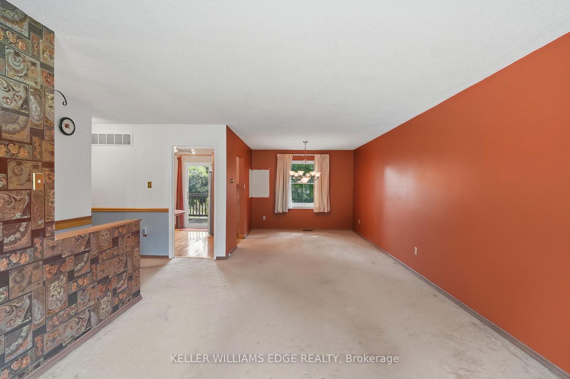 Photo 5 of 2410 Cavendish Drive, Burlington, Brant Hills — HOMEH