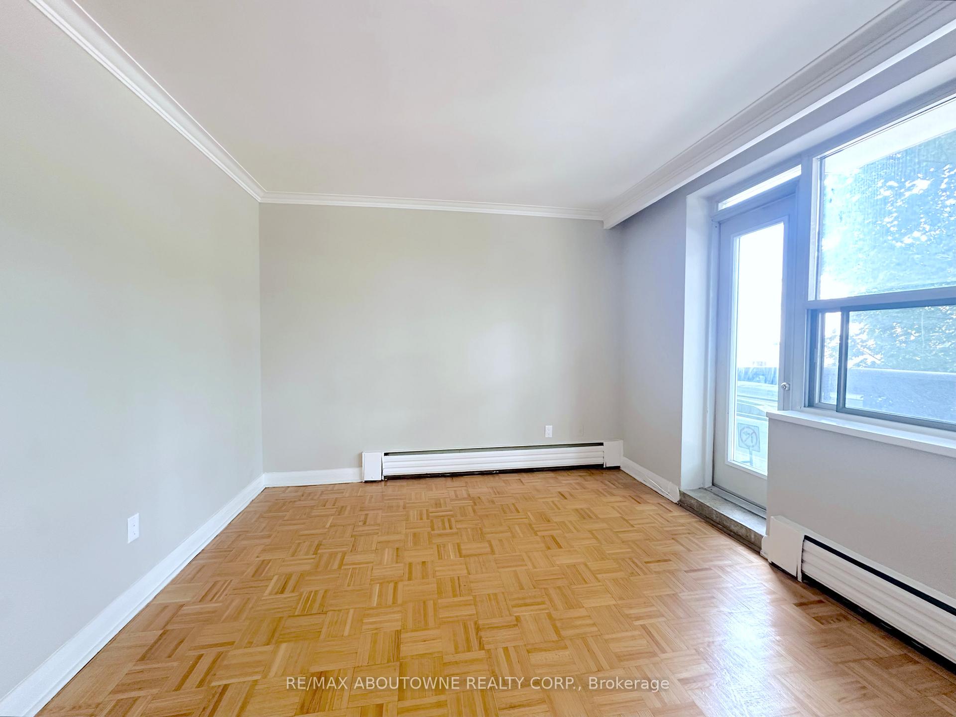 Photo 3 of Unit 104, 276 St Clair Avenue W, Toronto, Casa Loma — HOMEH