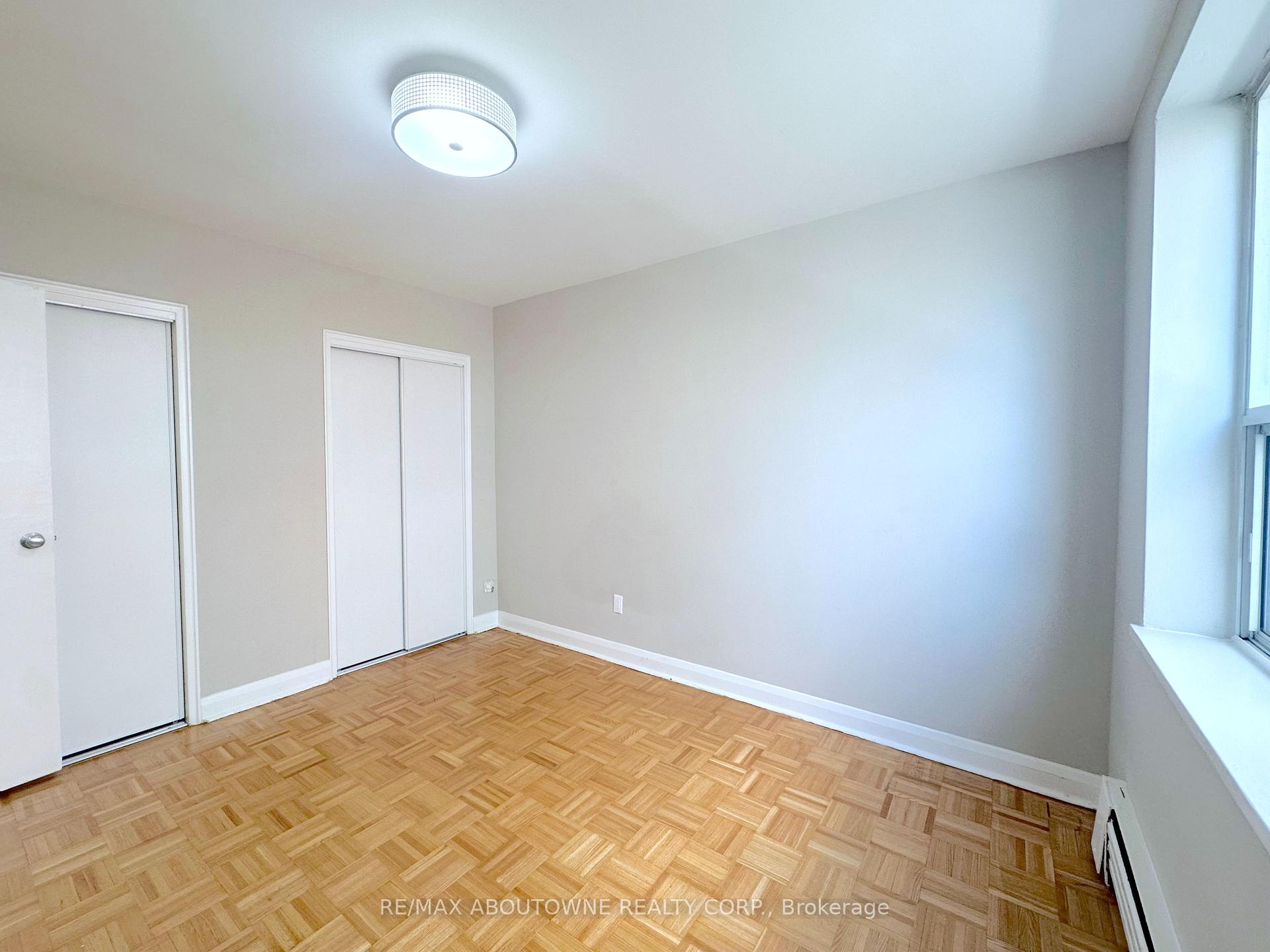Photo 8 of Unit 104, 276 St Clair Avenue W, Toronto, Casa Loma — HOMEH