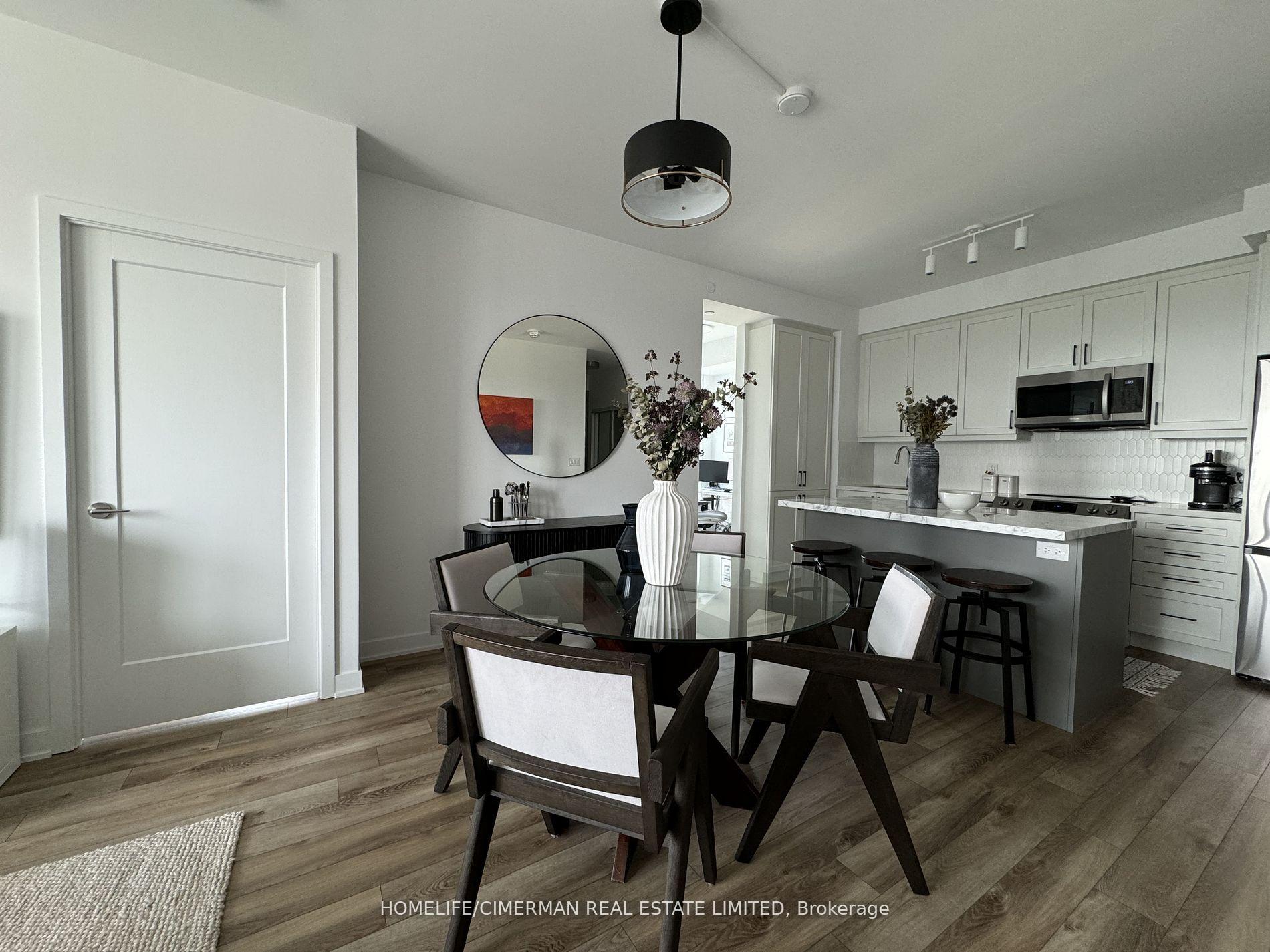 Photo 2 of Unit 1710, 95 Oneida Crescent, Richmond Hill, Langstaff — HOMEH