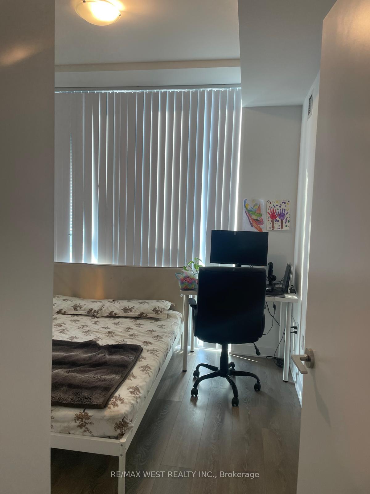 Photo 15 of Unit 1101, 10 Honeycrisp Crescent, Vaughan, Vaughan Corporate Centre — HOMEH