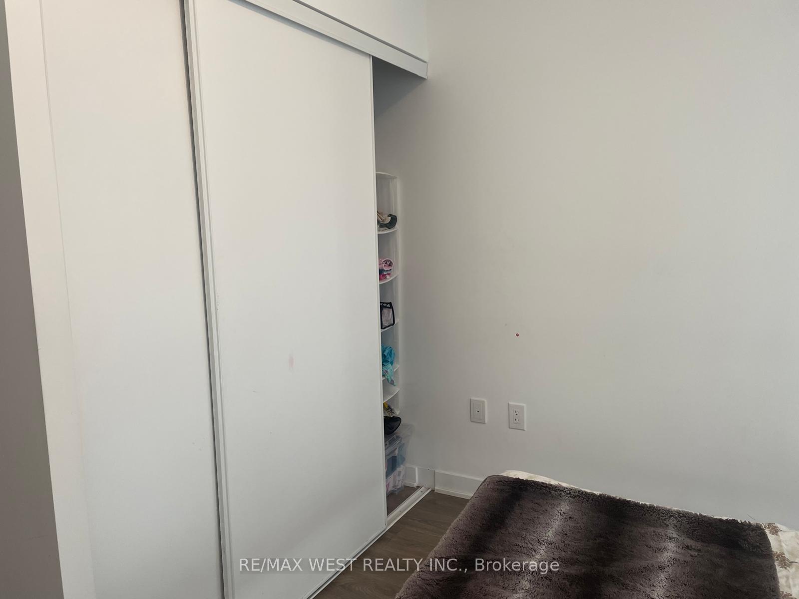 Photo 19 of Unit 1101, 10 Honeycrisp Crescent, Vaughan, Vaughan Corporate Centre — HOMEH