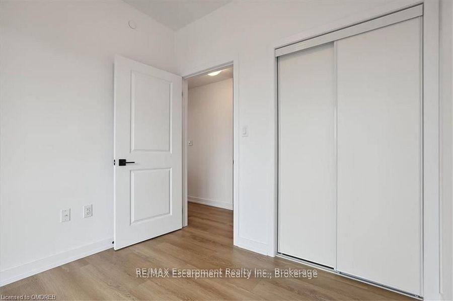 Photo 15 of Unit 423, 470 Dundas Street E, Hamilton, Waterdown — HOMEH
