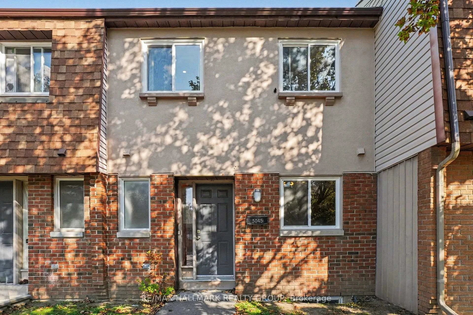 Front of Unit 101, 3045 Olympic Way