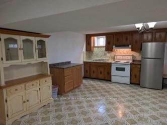 Photo 3 of Unit Lower, 14 Valleycrest Drive, King, King City — HOMEH
