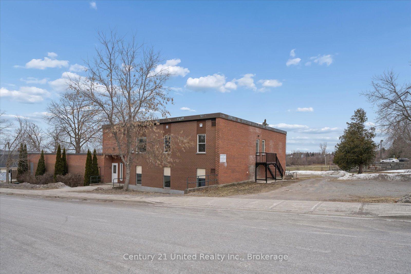 Photo of Unit 201, 1027 Willcox Street