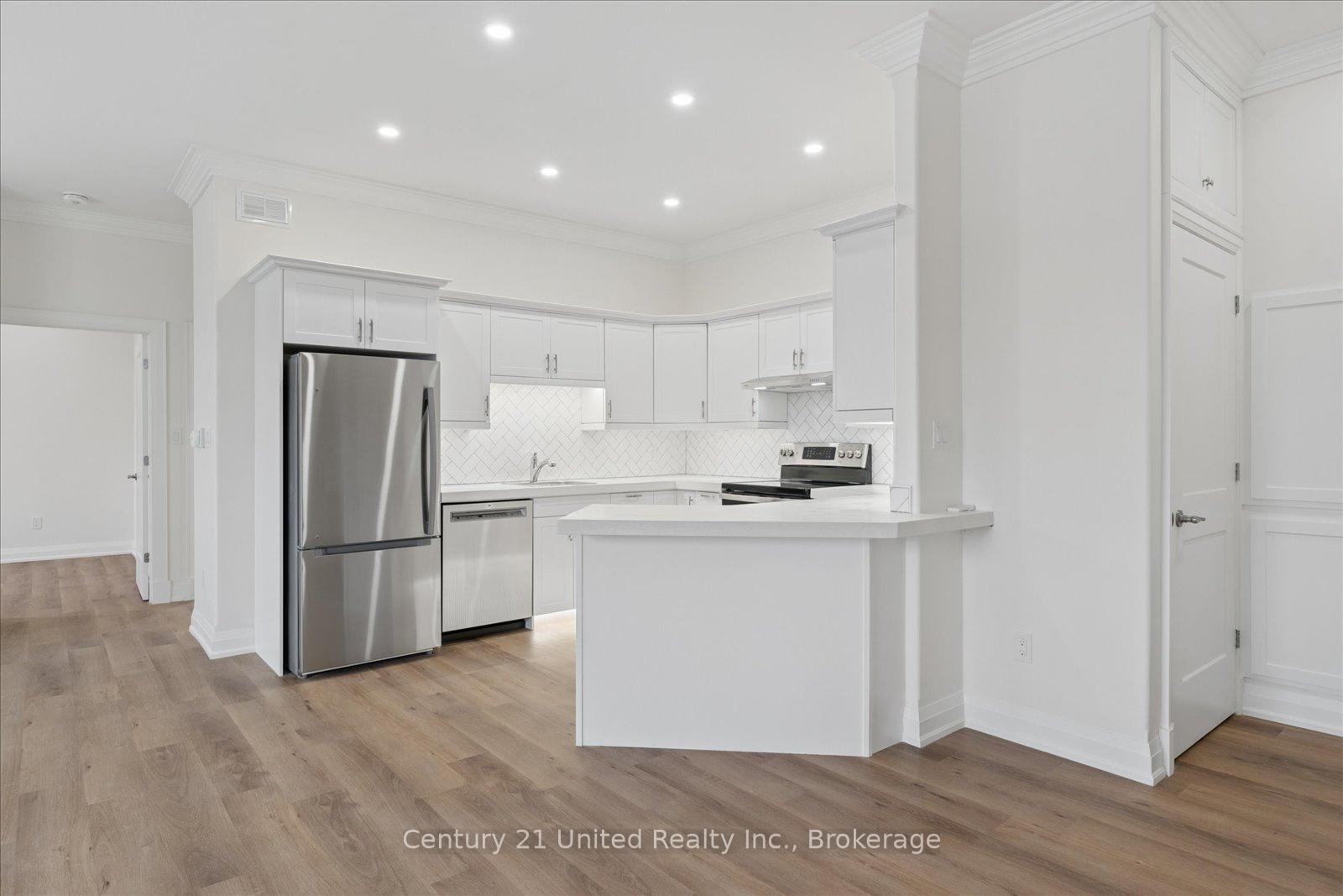 Photo 11 of Unit 201, 1027 Willcox Street, Selwyn — HOMEH