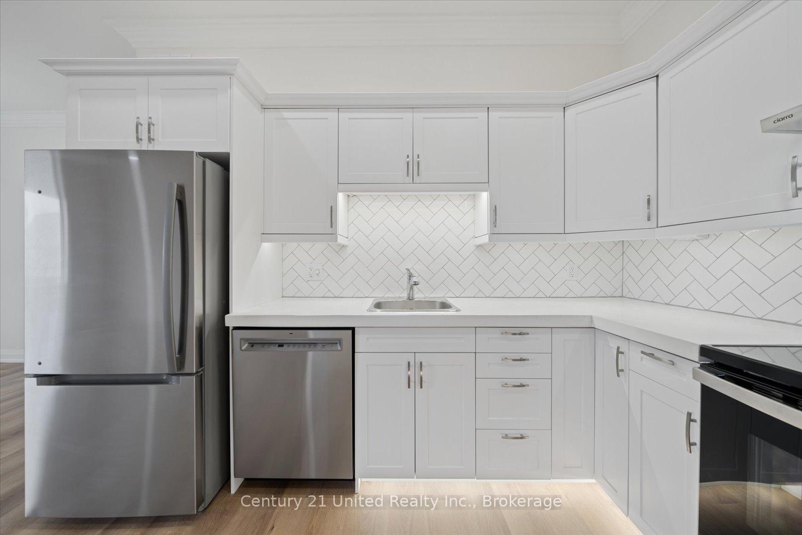 Photo 13 of Unit 201, 1027 Willcox Street, Selwyn — HOMEH