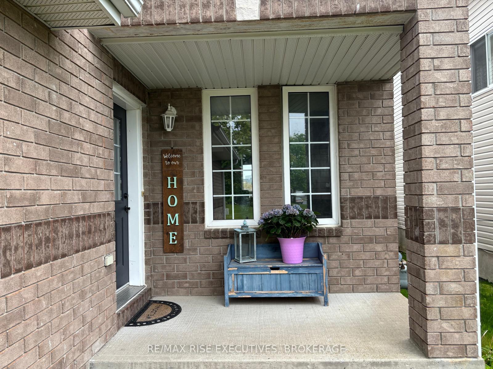 Photo 25 of 1872 Berrywood Crescent, Kingston, City Northwest — HOMEH