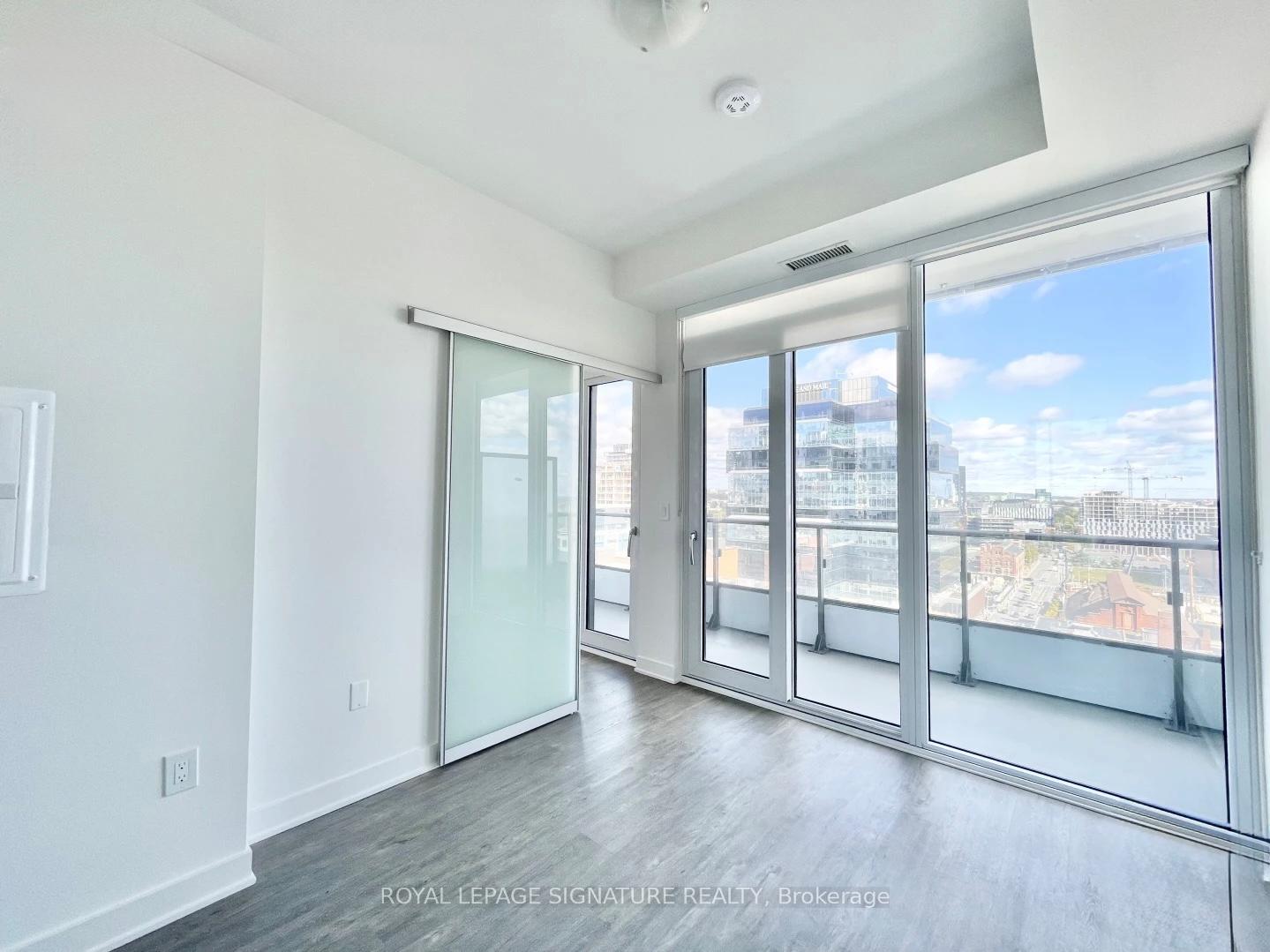Photo 5 of Unit 1502, 70 Princess Street, Toronto, Moss Park — HOMEH