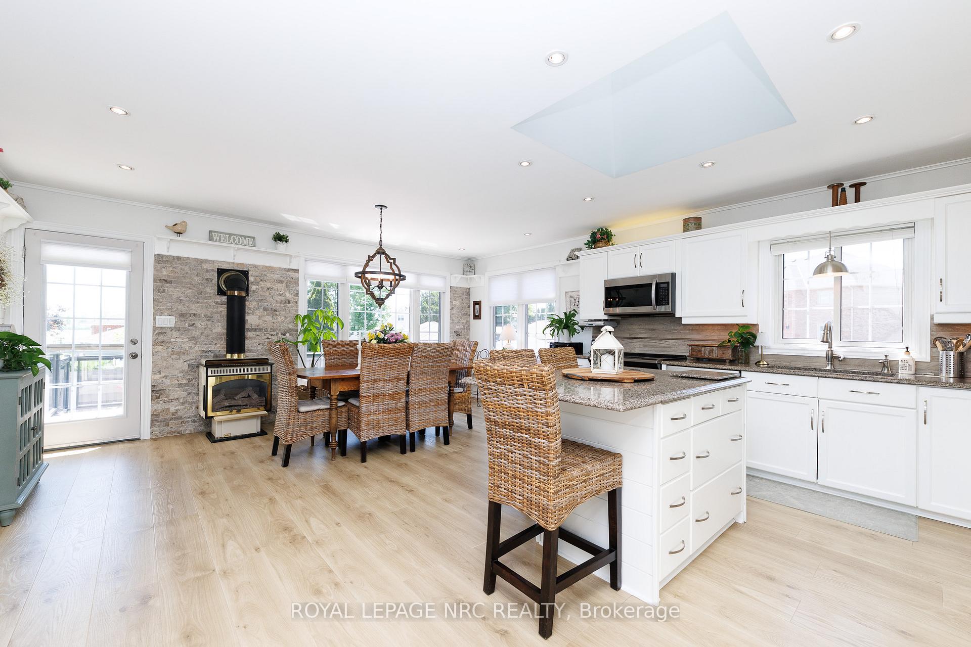 Photo 6 of 27 Bahama Bay, St. Catharines, Bunting/Linwell — HOMEH