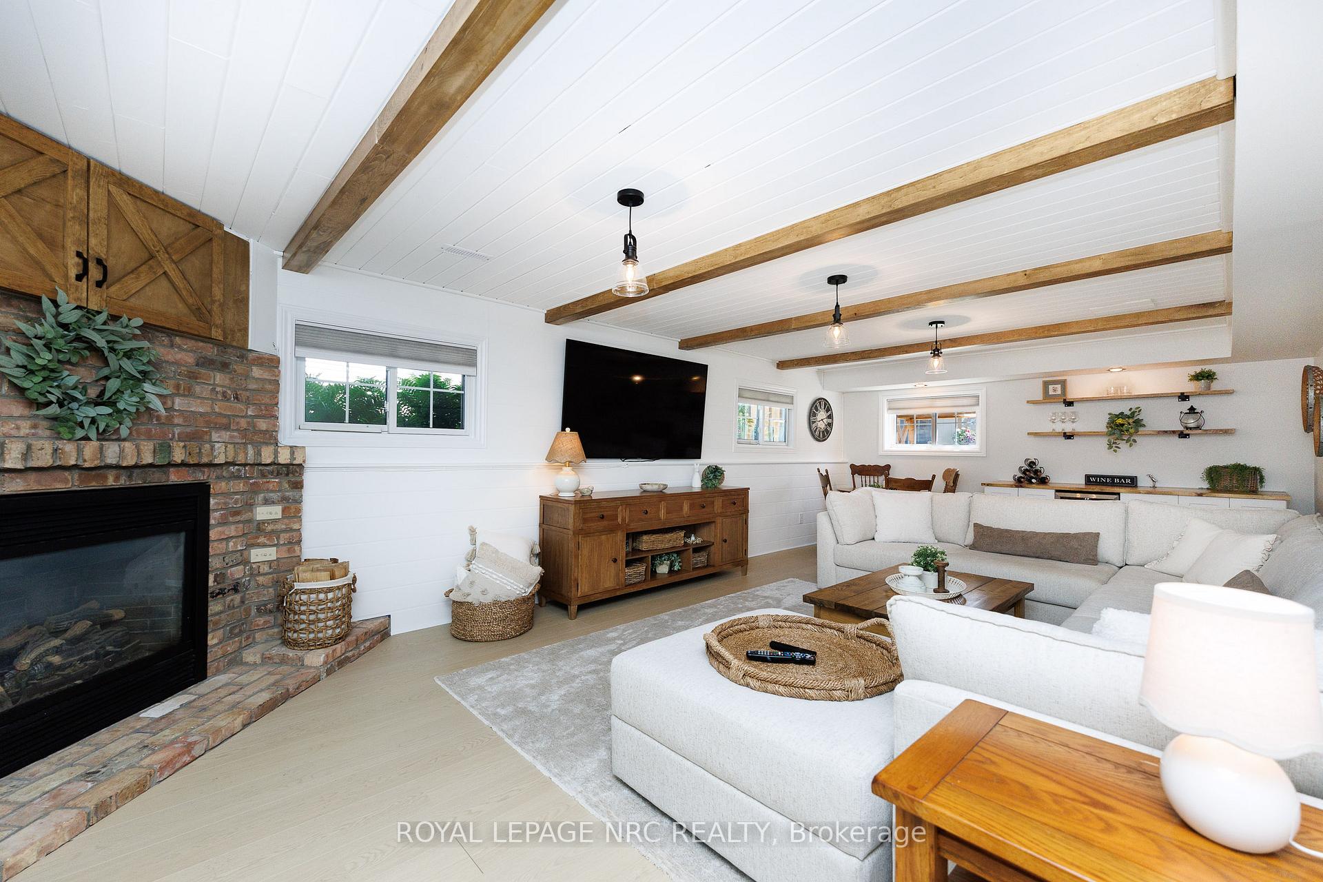 Photo 19 of 27 Bahama Bay, St. Catharines, Bunting/Linwell — HOMEH