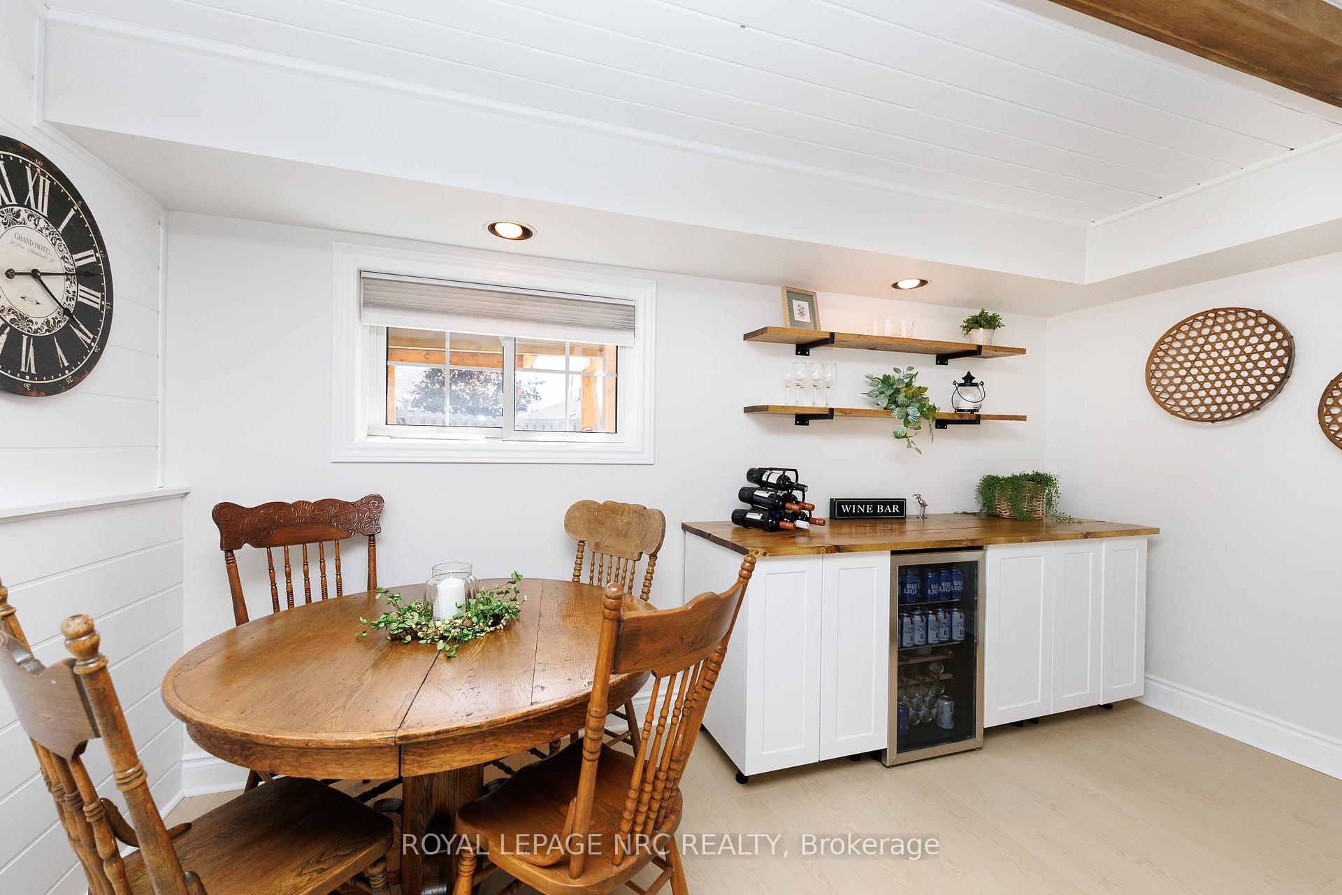 Photo 20 of 27 Bahama Bay, St. Catharines, Bunting/Linwell — HOMEH