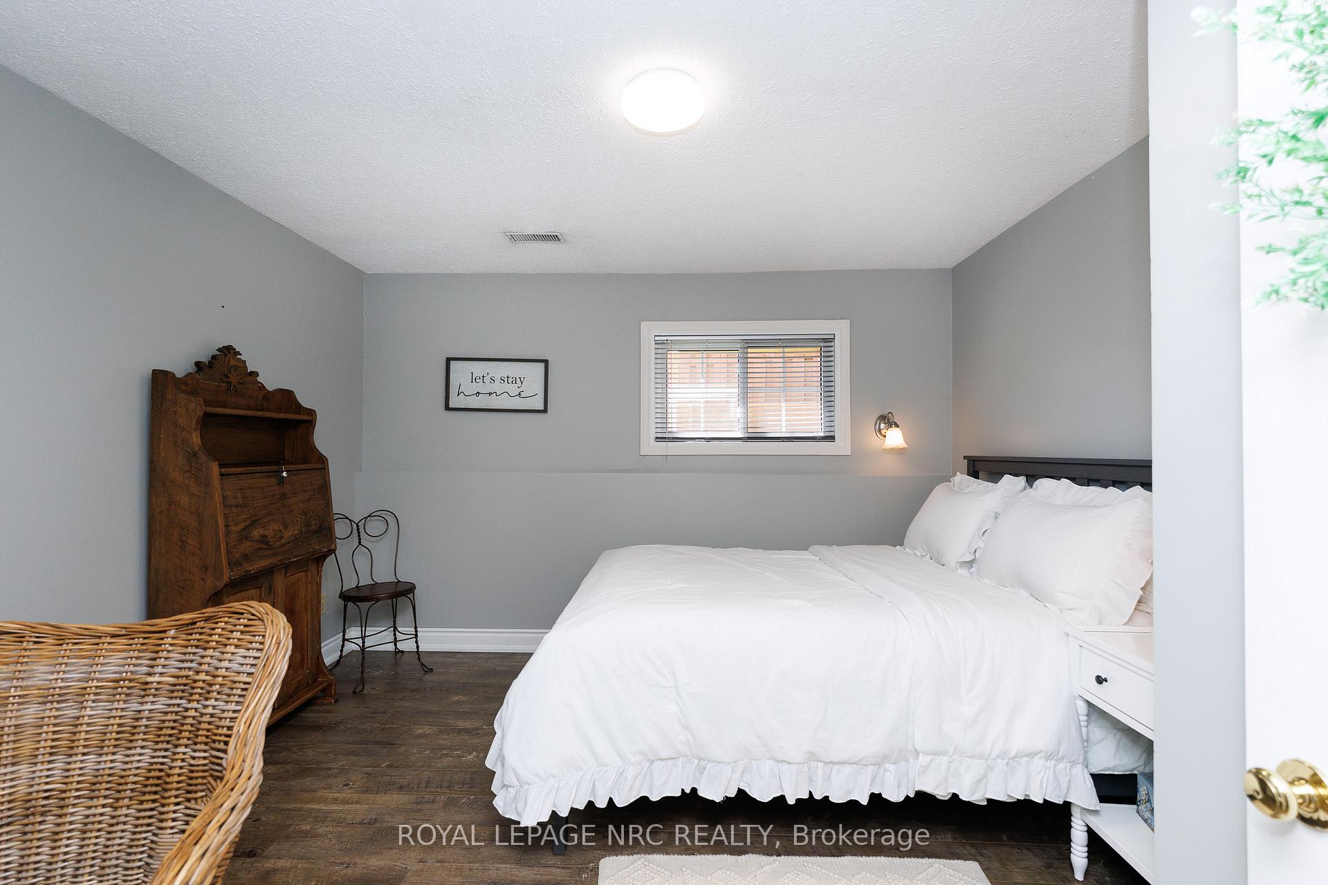 Photo 24 of 27 Bahama Bay, St. Catharines, Bunting/Linwell — HOMEH