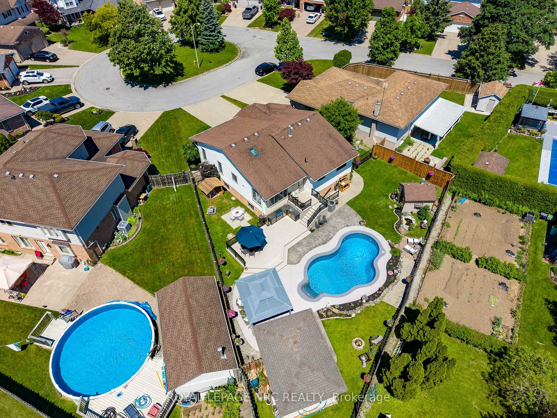Photo 47 of 27 Bahama Bay, St. Catharines, Bunting/Linwell — HOMEH