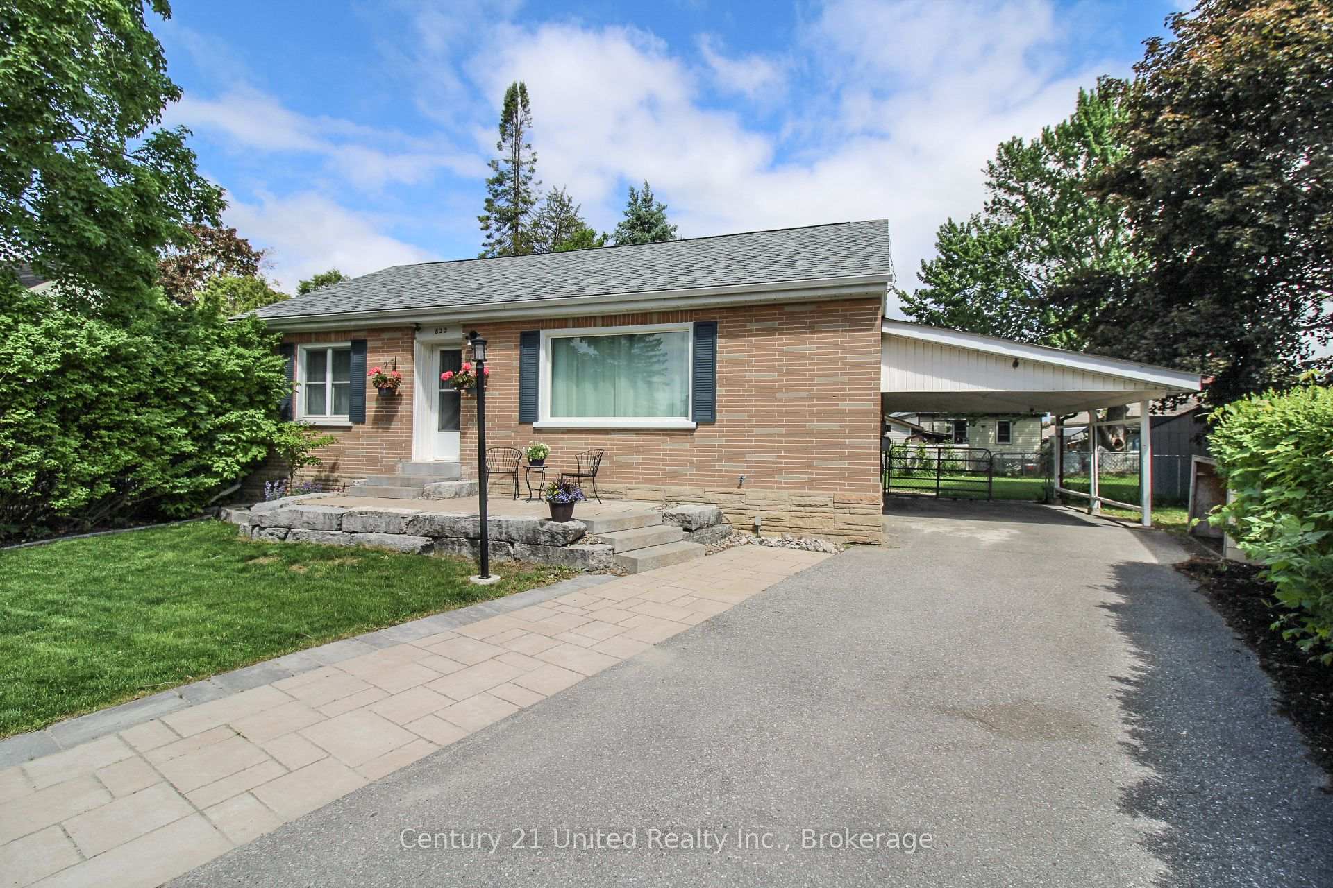 Photo 1 of 822 Argyle Street, Peterborough, Northcrest Ward 5 — HOMEH