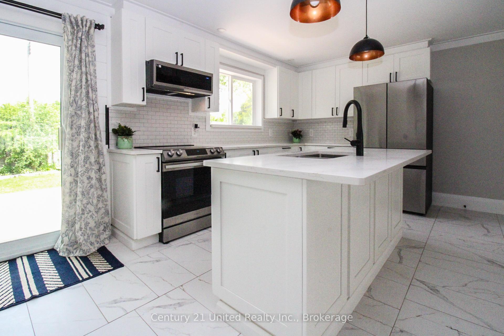 Photo 14 of 822 Argyle Street, Peterborough, Northcrest Ward 5 — HOMEH