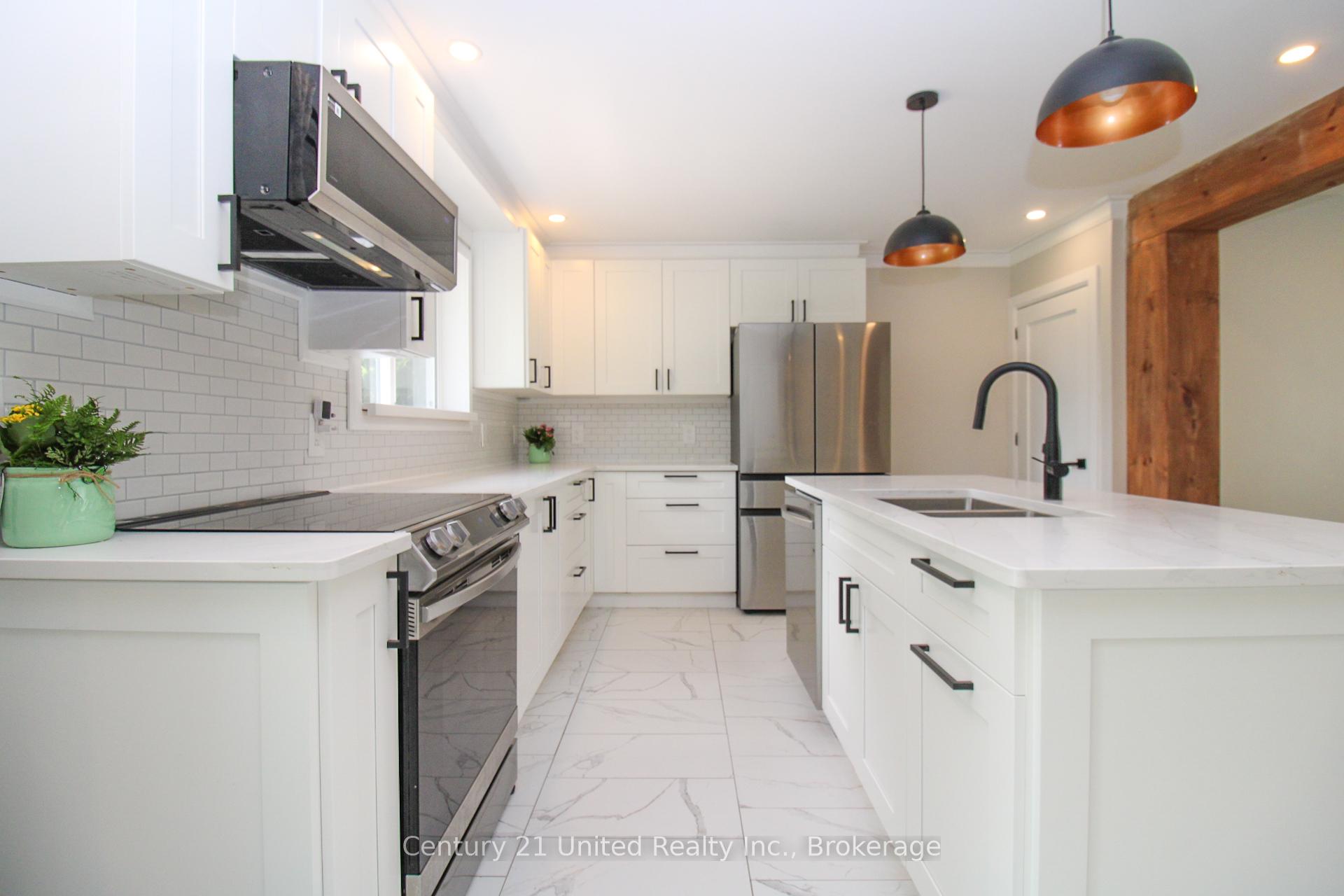 Photo 15 of 822 Argyle Street, Peterborough, Northcrest Ward 5 — HOMEH